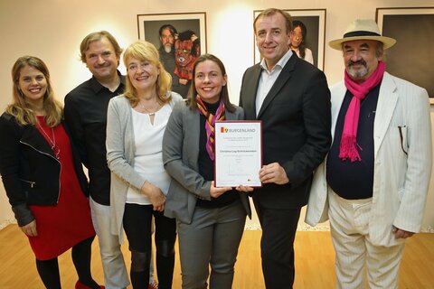Mag. Claudia Priber (l.) und Nationalrat Christian Drobits (2.v.r.), Jürgen Hofer, Heidi Tschank, Christina Lag-Schröckenstein und Mag. Erich Novoszel (v.l.).