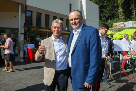 Landeshauptmann Hans Peter Doskozil mit Hotelier Josef Puchas