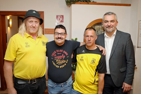 Special Olympics Burgenland-Bundeslandkoordinator und Betreuer in der Sportunion Wohnheim Dornau, Ernst Lueger, Jochen Hugmann, Hans Peter Fleck und Sportlandesrat Heinrich Dorner (v.l.).