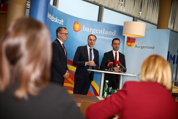 Geschäftsführer der Wirtschaftsagentur Burgenland GmbH, Georg Schönbauer, Wirtschaftslandesrat Leonhard Schneemann und Geschäftsführer der Wirtschaftsagentur Burgenland GmbH Klaus Stinakovits.