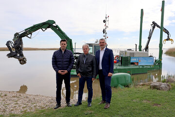 LAndesrat Heinrich Dorner präsentiert die Bilanz der Seemanagement Burgenland GmbH