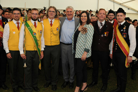 Obmann Ing. Günter Amon, M.Sc., Stabführer Moritz Kicker, Kapellenmeister Klemens Amon, Bürgermeister Mag. Gerold Stagl, Landeshauptmann-Stellvertreterin Mag.a Astrid Eisenkopf, Bezirksobmann-Stv. Florian Blümel und Simon Händler, Stabführer MV St. Margarethen